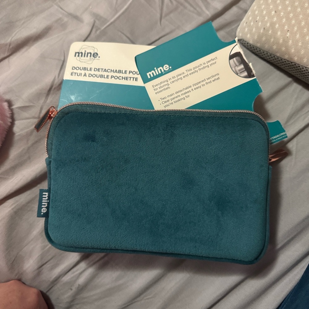 NWT Mine Teal velvet double detachable travel bags.